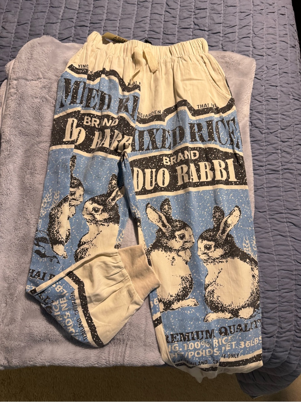 Jaded Gypsy Women's joggers - Blue & Cream wascally rabbits feedsack S/M NEW
